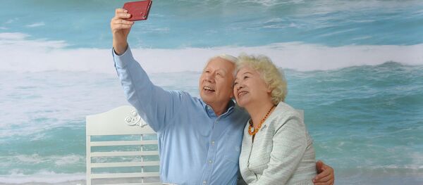 personnes âgées - Sputnik Afrique