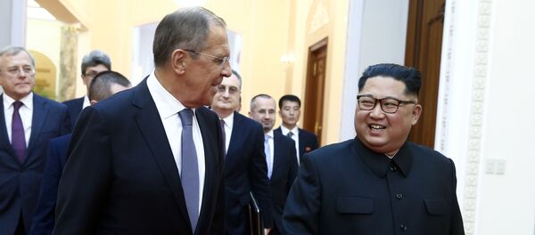 Sergueï Lavrov et Kim Jong-Un à Pyongyan - Sputnik Afrique