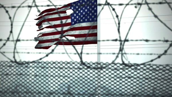 Le drapeau américain dans une prison (archive photo) - Sputnik Afrique
