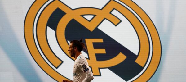 Real Madrid celebrate winning the Champions League Final - Santiago Bernabeu, Madrid, Spain - May 27, 2018 Real Madrid's Gareth Bale during the victory celebrations REUTERS/Javier Barbancho - Sputnik Afrique