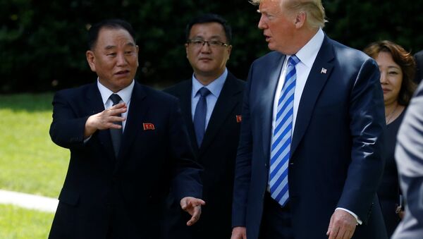 Kim Yong Chol et Donald Trump - Sputnik Afrique