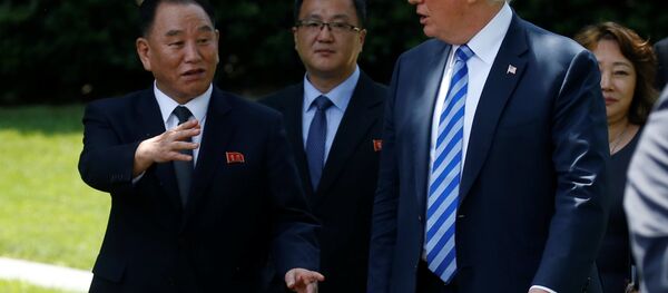 Kim Yong Chol et Donald Trump - Sputnik Afrique