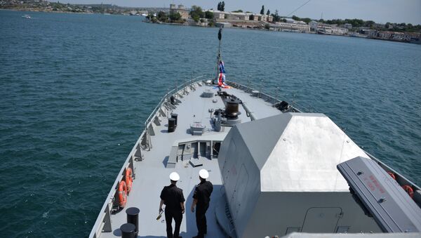 Подъём Андреевского флага на корабле Вышний Волочек в Севастополе - Sputnik Afrique