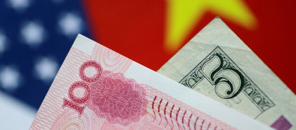 Yuanes y dólares - Sputnik Afrique