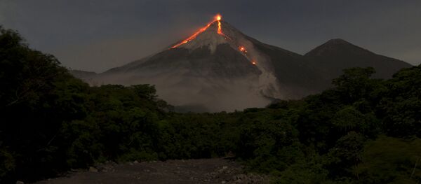 Le volcan Fuego (Guatemala) - Sputnik Afrique