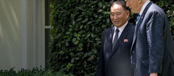 Donald Trump et Kim Yong-chol à la Maison-Blanche - Sputnik Afrique