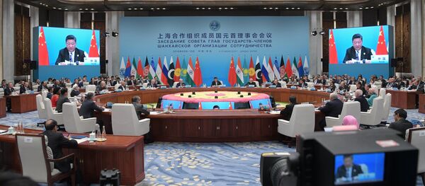 Президент РФ В. Путин на саммите ШОС в Китае. День второй - Sputnik Afrique