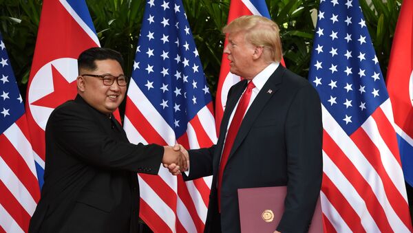 Donald Trump et  Kim Jong-Un - Sputnik Afrique