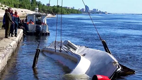 Naufrage d'un catamaran à Volgograd - Sputnik Afrique