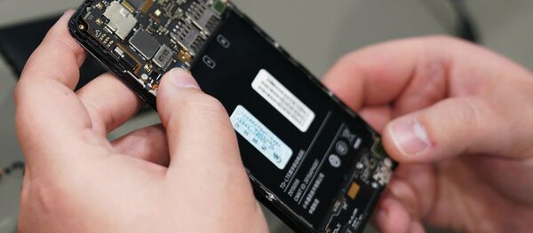 Smartphone (image d'illustration) - Sputnik Afrique