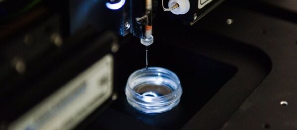 Des chercheurs russes conçoivent une nanoélectrode pour mesurer l'effet de la chimiothérapie - Sputnik Afrique