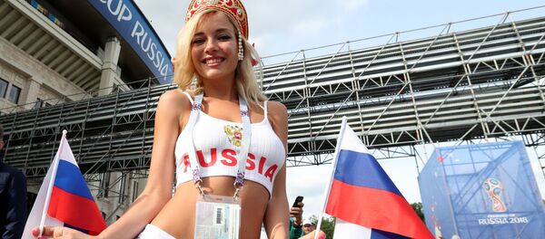 La plus belle supportrice de la CDM - Sputnik Afrique