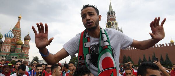 Les fans de football de la Coupe du Monde 2018 à Moscou - Sputnik Afrique