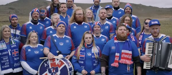 Lorsque des fans de foot chantent «Kalinka» - Sputnik Afrique