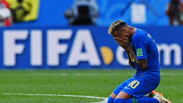 Neymar chora após marcar gol no último minuto da partida contra Costa Rica, em 22 de junho de 2018 - Sputnik Afrique