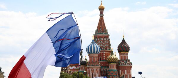 les supporteurs de l'équipe de France sur la place Rouge - Sputnik Afrique