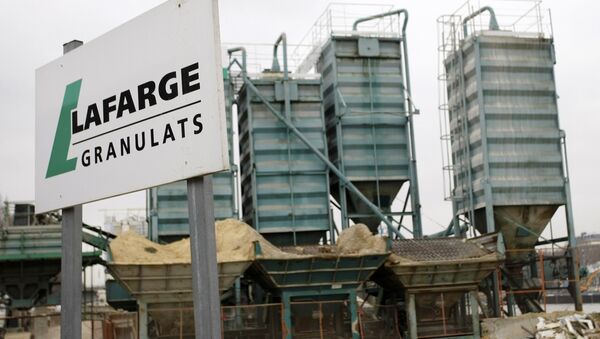 Lafarge plant is pictured in Paris. Cement group LafargeHolcim admitted on Thursday March 2, 2017 that unacceptable deals with armed groups in northern Syria allowed its activities there to continue - Sputnik Afrique