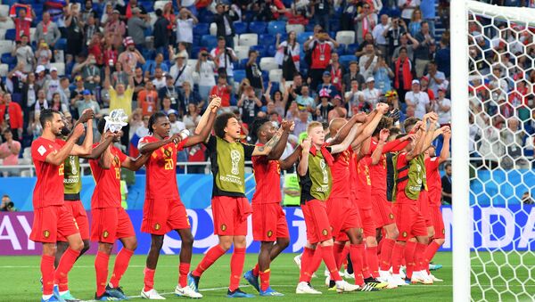 Les joueurs de la sélection belge fêtent leur victoire en Coupe du Monde face à l'Angleterre - Sputnik Afrique