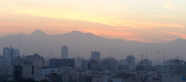 Montagnes vues depuis Téhéran - Sputnik Afrique