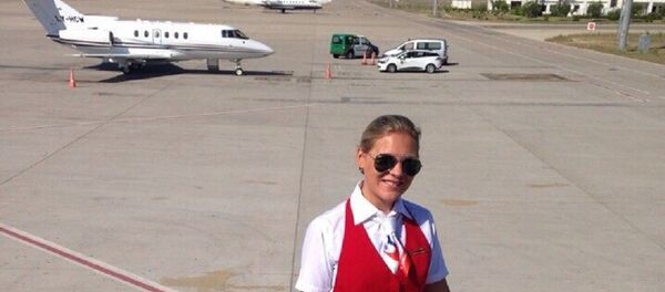 Старший бортпроводник-инструктор Ольга Ковалева - Sputnik Afrique