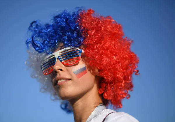 La FIFA s’oppose à l’abus de gros plans de belles femmes dans les tribunes La FIFA s’oppose à l’abus de gros plans de belles femmes dans les tribunes - Sputnik Afrique