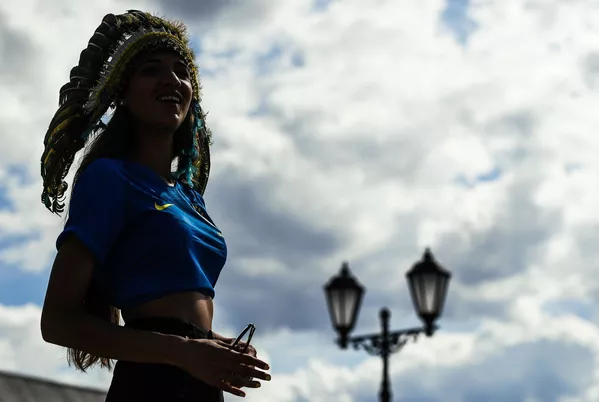 La FIFA s’oppose à l’abus de gros plans de belles femmes dans les tribunes La FIFA s’oppose à l’abus de gros plans de belles femmes dans les tribunes - Sputnik Afrique