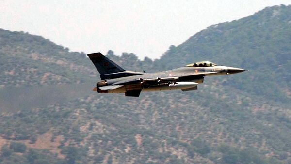 F-16 der türkischen Luftwaffe - Sputnik Afrique