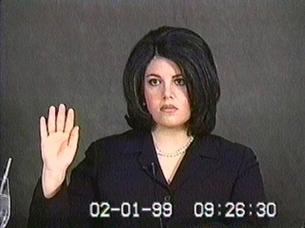 Monica Lewinsky en 1999 - Sputnik Afrique