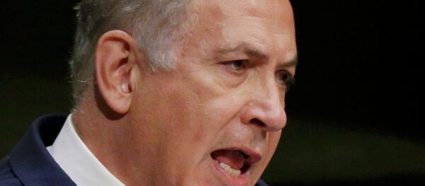 Israeli Prime Minister Benjamin Netanyahu addresses attendees during the 70th session of the United Nations General Assembly at the U.N. Headquarters in New York, October 1, 2015 - Sputnik Afrique