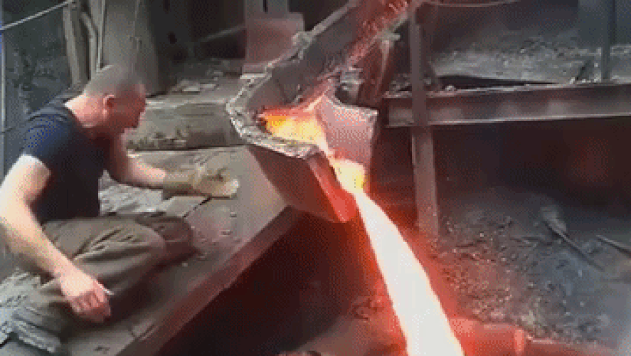 Un fondeur d'acier - Sputnik Afrique