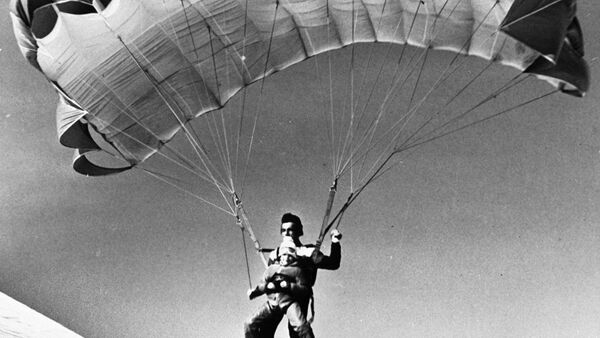Le parachutisme en URSS - Sputnik Afrique