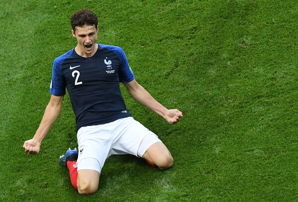 Benjamin Pavard lors du match de huitièmes France-Argentine au Mondial 2018 Benjamin Pavard lors du match de huitièmes France-Argentine au Mondial 2018 - Sputnik Afrique