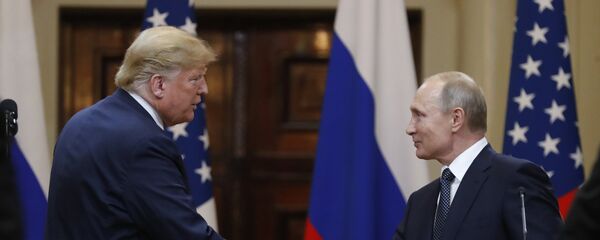 July 16, 2018. President of Russia Vladimir Putin and President of the US Donald Trump, left, during the joint news conference following their meeting in Helsinki July 16, 2018. President of Russia Vladimir Putin and President of the US Donald Trump, left, during the joint news conference following their meeting in Helsinki - Sputnik Afrique