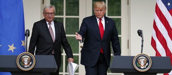 Donald Trump et Jean-Claude Juncker - Sputnik Afrique