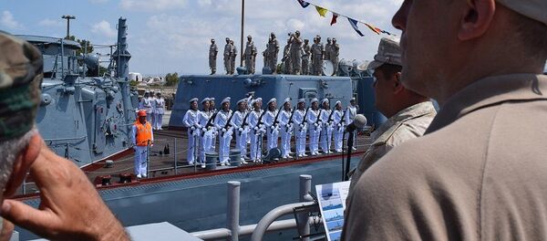 Парад на рейде сирийского порта Тартус в День ВМФ России - Sputnik Afrique
