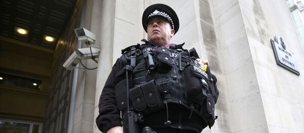 Un officier de police à Londres - Sputnik Afrique