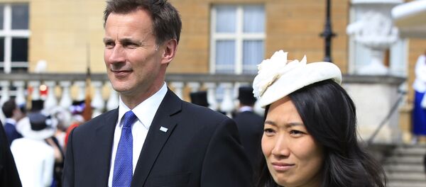 Jeremy Hunt et sa femme Lucia - Sputnik Afrique