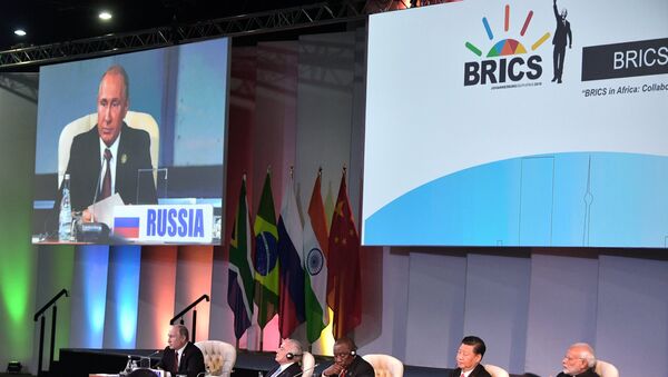 Президент РФ В. Путин на Десятом саммите БРИКС в ЮАР. День второй - Sputnik Afrique