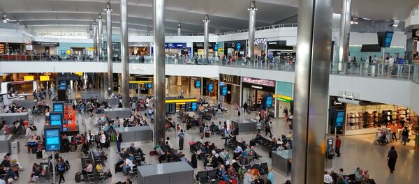 Aéroport de Londres-Heathrow (image d'illustration) - Sputnik Afrique