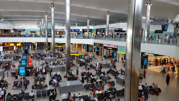 Aéroport de Londres-Heathrow (image d'illustration) - Sputnik Afrique