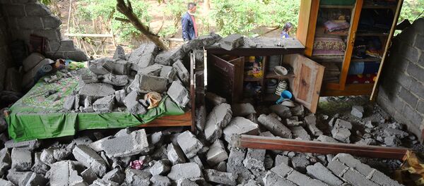 Pendant que l’on dort: le séisme meurtrier en Indonésie en images - Sputnik Afrique