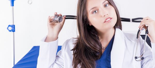 femme médecine - Sputnik Afrique