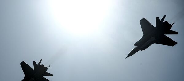 Des chasseurs polyvalents MiG-31 avec des missiles Kinjal - Sputnik Afrique