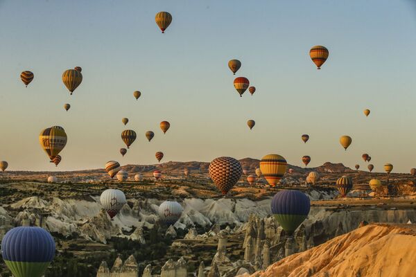 En montgolfière dans la Cappadoce - Sputnik Afrique