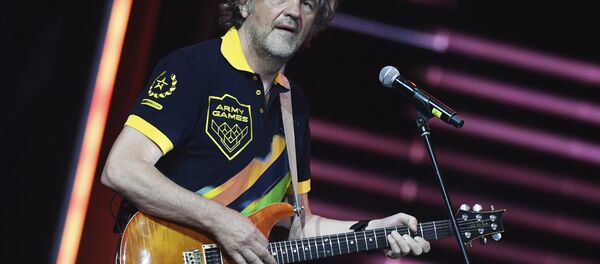 Emir Kusturica lors de la cérémonie de clôture des IVe Jeux militaires internationaux - Sputnik Afrique