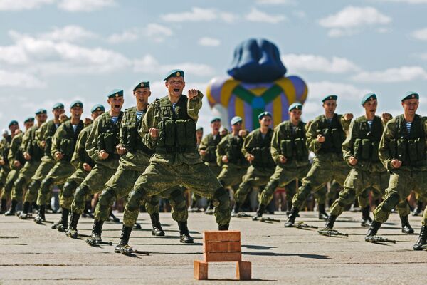 Le festival militaro-patriotique Ciel ouvert à Ivanovo - Sputnik Afrique