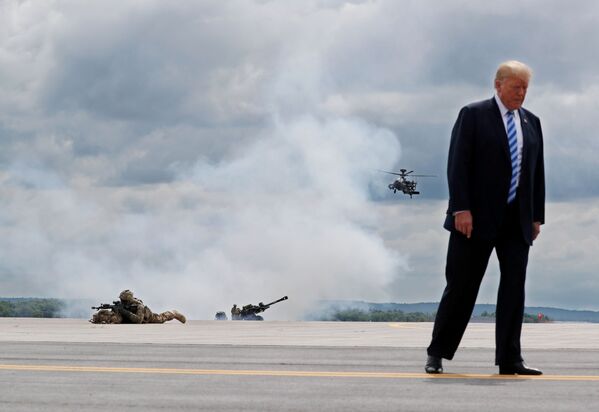 Le Président des États-Unis Donald Trump visite la base militaire de Fort-Drum - Sputnik Afrique