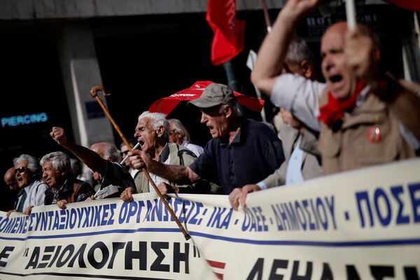 Grèce: huit ans de crise et de combat - Sputnik Afrique