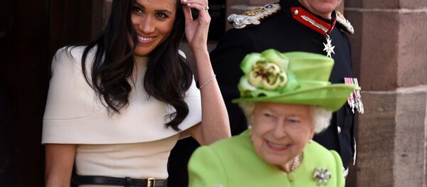 Elizabeth II et Meghan Markle Elizabeth II et Meghan Markle - Sputnik Afrique