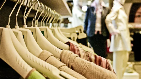 Shopping - Sputnik Afrique